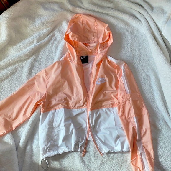 Nike Windbreaker Pink and White - Picture 1 of 6